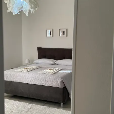 Moravita לינה וארוחת בוקר 3*